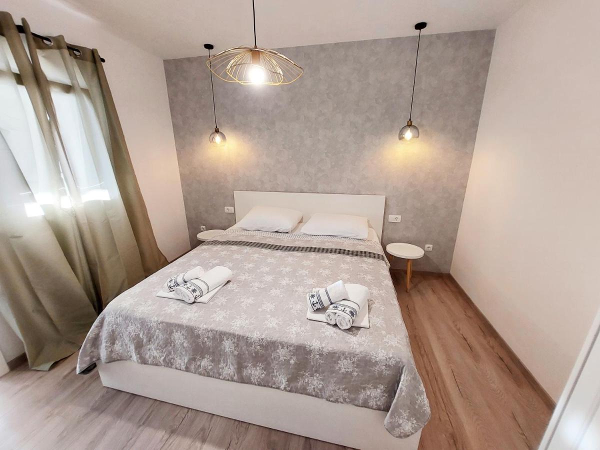 Luxury Sea View Apartment Jesenice (Split-Dalmatia) Exterior foto