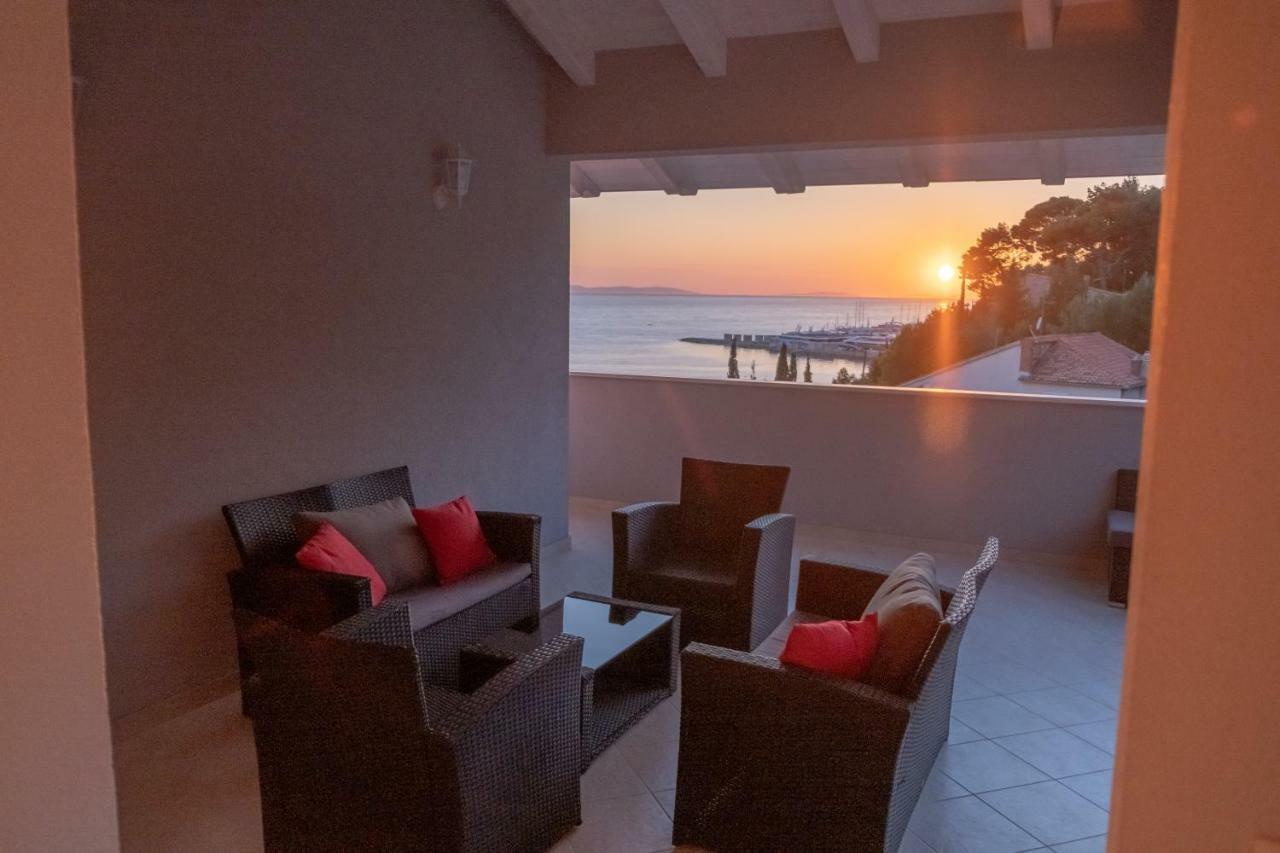 Luxury Sea View Apartment Jesenice (Split-Dalmatia) Exterior foto