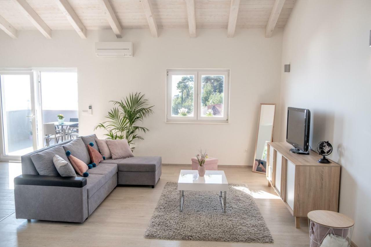 Luxury Sea View Apartment Jesenice (Split-Dalmatia) Exterior foto